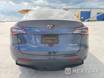 Zdjęcie 6 z 13 samochodu: 2023 TESLA MODEL Y VIN:7SAYGDEE9PA168192 - miniatura