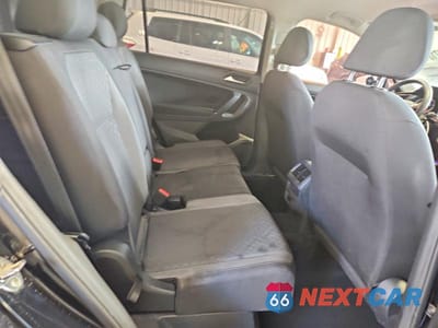Zdjęcie 10 z 12 samochodu: 2020 VOLKSWAGEN TIGUAN S VIN:3VV1B7AX2LM077524 - miniatura