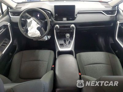 Zdjęcie 8 z 13 samochodu: 2025 TOYOTA RAV4 XLE VIN:2T3P1RFV6SW508572 - miniatura