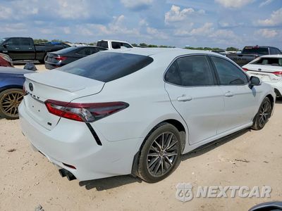 Trzecie zdjęcie samochodu z tyłu: 2023 TOYOTA CAMRY SE VIN:4T1G11AK5PU121333 - miniatura