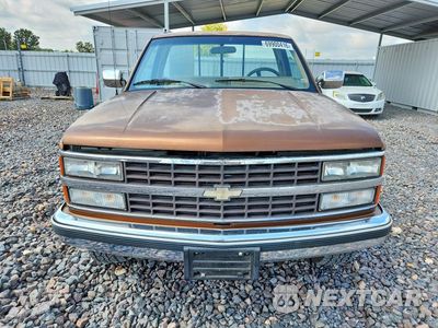 Piąte zdjęcie samochodu w środku: 1990 CHEVROLET GMT-400 C2500 VIN:1GCGC24K4LE181088 - miniatura