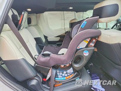 Zdjęcie 11 z 13 samochodu: 2024 TOYOTA SEQUOIA CAPSTONE VIN:7SVAAABA6RX040090 - miniatura