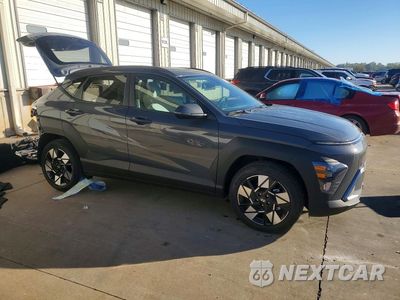 Czwarte zdjęcie samochodu z boku: 2025 HYUNDAI KONA SEL VIN:KM8HB3AB2SU325531 - miniatura