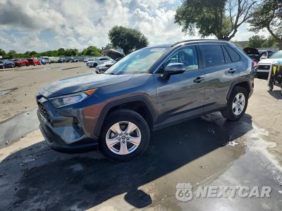 2020 TOYOTA RAV4 XLE 2T3W1RFV8LC050161 - główne zdjęcie licytacji z USA - miniatura
