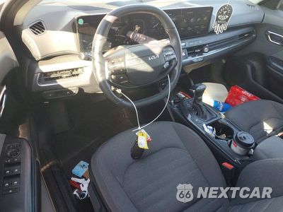 Zdjęcie 8 z 12 samochodu: 2025 KIA K4 EX VIN:3KPFU4DE3SE192567 - miniatura