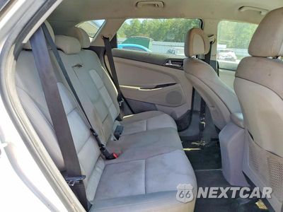 Zdjęcie 11 z 13 samochodu: 2016 HYUNDAI TUCSON SE VIN:KM8J33A43GU190356 - miniatura