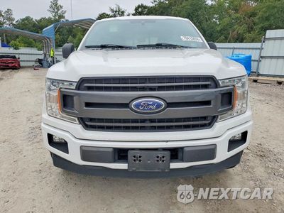 Piąte zdjęcie samochodu w środku: 2019 FORD F150 VIN:1FTEW1C44KFB11417 - miniatura