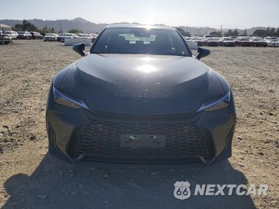 Piąte zdjęcie samochodu w środku: 2026 LEXUS IS 350 F SPORT DESIGN VIN:JTHBZ1B22T5097341 - miniatura