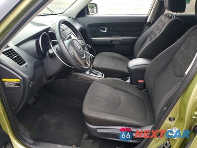 Zdjęcie 7 z 13 samochodu: 2012 KIA SOUL + VIN:KNDJT2A6XC7468517 - miniatura