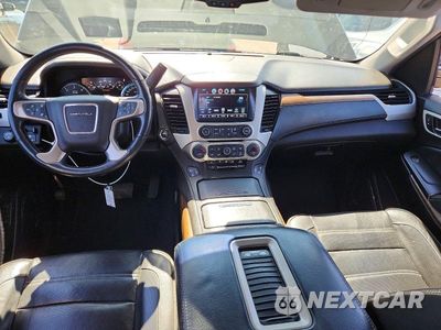Zdjęcie 8 z 13 samochodu: 2019 GMC YUKON XL DENALI VIN:1GKS2HKJ6KR362683 - miniatura