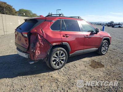 Trzecie zdjęcie samochodu z tyłu: 2025 TOYOTA RAV4 XLE PREMIUM VIN:JTMC1RFV9SD136804 - miniatura