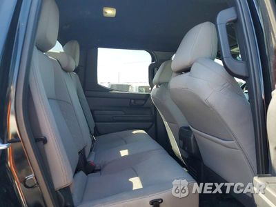 Zdjęcie 10 z 12 samochodu: 2025 TOYOTA TACOMA SR5 VIN:3TMKB5FN7SM040451 - miniatura