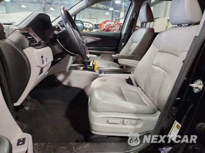 Zdjęcie 7 z 13 samochodu: 2017 HONDA PILOT EXL VIN:5FNYF6H54HB033861 - miniatura