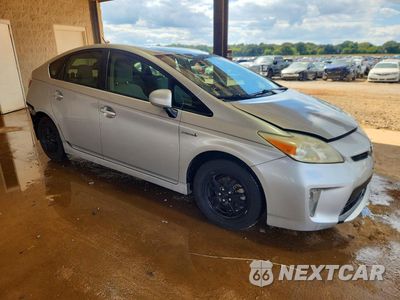 Czwarte zdjęcie samochodu z boku: 2013 TOYOTA PRIUS THREE VIN:JTDKN3DU4D5578961 - miniatura