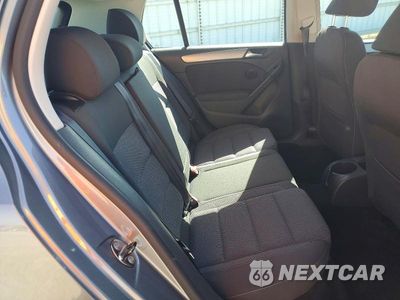 Zdjęcie 10 z 12 samochodu: 2012 VOLKSWAGEN GOLF VIN:WVWDB7AJ5CW208551 - miniatura