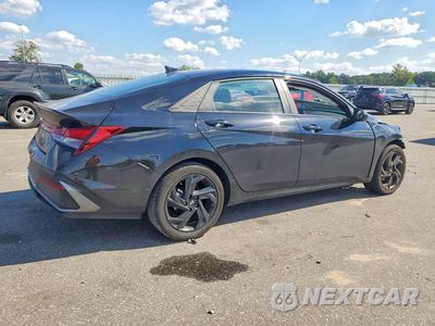 Trzecie zdjęcie samochodu z tyłu: 2026 HYUNDAI ELANTRA SEL SPORT VIN:KMHLM4DG5TU216158 - miniatura