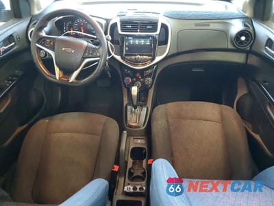 Zdjęcie 8 z 12 samochodu: 2018 CHEVROLET SONIC LT VIN:1G1JD6SGXJ4134927 - miniatura