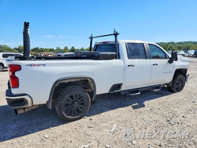 Trzecie zdjęcie samochodu z tyłu: 2020 CHEVROLET SILVERADO K2500 HEAVY DUTY VIN:1GC4YLEY2LF157928 - miniatura