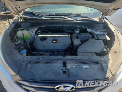Zdjęcie 12 z 13 samochodu: 2016 HYUNDAI TUCSON SE VIN:KM8J3CA49GU253184 - miniatura