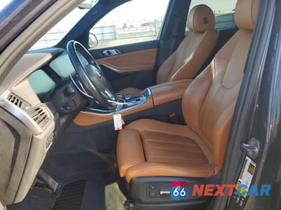 Zdjęcie 7 z 13 samochodu: 2019 BMW X5 XDRIVE40I VIN:5UXCR6C58KLL01631 - miniatura