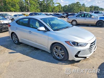Czwarte zdjęcie samochodu z boku: 2018 HYUNDAI ELANTRA SEL VIN:5NPD84LF6JH360217 - miniatura