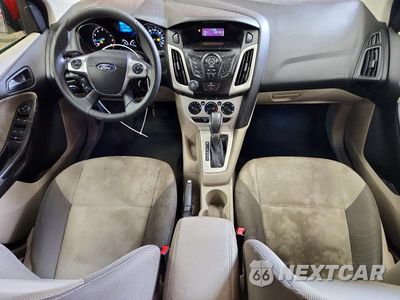 Zdjęcie 8 z 12 samochodu: 2012 FORD FOCUS SE VIN:1FAHP3K22CL312098 - miniatura