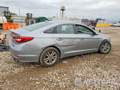 Trzecie zdjęcie samochodu z tyłu: 2016 HYUNDAI SONATA SE VIN:5NPE24AF4GH299631 - miniatura