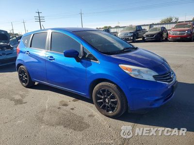 Czwarte zdjęcie samochodu z boku: 2016 NISSAN VERSA NOTE SV VIN:3N1CE2CP8GL351452 - miniatura