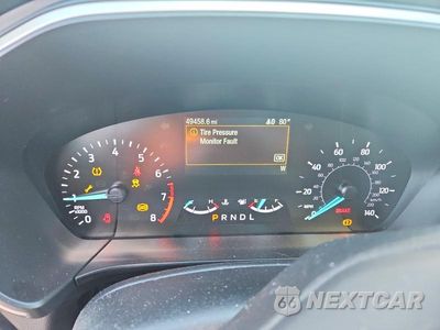 Zdjęcie 9 z 13 samochodu: 2020 FORD ESCAPE SE VIN:1FMCU9G66LUC06724 - miniatura