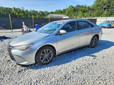 2015 TOYOTA CAMRY SE 4T1BF1FK7FU883162 - główne zdjęcie licytacji z USA - miniatura