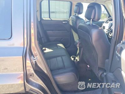 Zdjęcie 11 z 13 samochodu: 2016 JEEP PATRIOT LATITUDE VIN:1C4NJRFB7GD657638 - miniatura