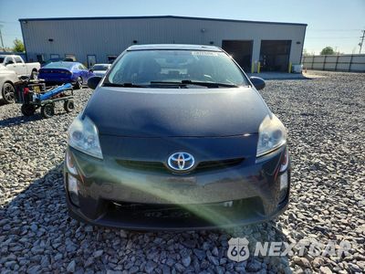 Piąte zdjęcie samochodu w środku: 2011 TOYOTA PRIUS FOUR VIN:JTDKN3DU3B5349264 - miniatura
