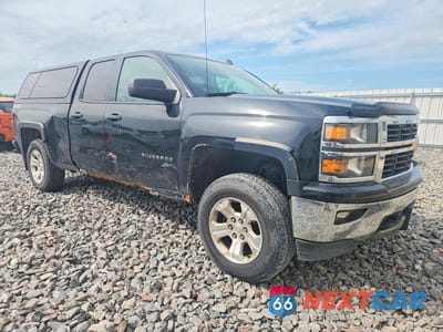 Czwarte zdjęcie samochodu z boku: 2014 CHEVROLET SILVERADO K1500 LT VIN:1GCVKREC0EZ115319 - miniatura