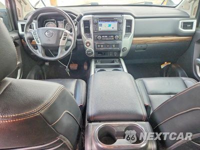Zdjęcie 8 z 12 samochodu: 2017 NISSAN TITAN XD SL VIN:1N6BA1F45HN550716 - miniatura