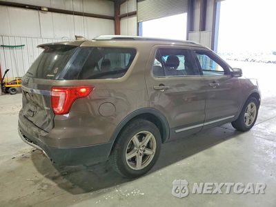 Trzecie zdjęcie samochodu z tyłu: 2016 FORD EXPLORER XLT VIN:1FM5K8DH1GGB85851 - miniatura