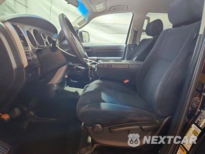 Zdjęcie 7 z 12 samochodu: 2010 TOYOTA TUNDRA DOUBLE CAB SR5 VIN:5TFUM5F1XAX015696 - miniatura