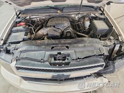 Zdjęcie 12 z 13 samochodu: 2013 CHEVROLET SUBURBAN K1500 LTZ VIN:1GNSKKE77DR269092 - miniatura