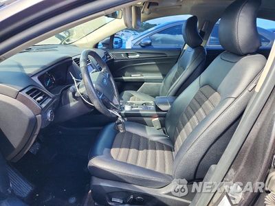 Zdjęcie 7 z 13 samochodu: 2018 FORD FUSION SE VIN:3FA6P0HD3JR160510 - miniatura