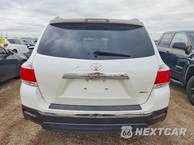 Zdjęcie 6 z 12 samochodu: 2013 TOYOTA HIGHLANDER SE VIN:5TDBK3EH8DS212067 - miniatura