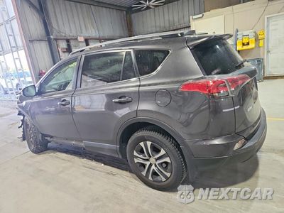 Drugie zdjęcie samochodu z przodu: 2017 TOYOTA RAV4 LE VIN:JTMBFREV7HJ150225 - miniatura