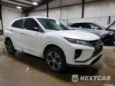 Czwarte zdjęcie samochodu z boku: 2018 MITSUBISHI ECLIPSE CROSS SE VIN:JA4AT5AAXJZ070435 - miniatura