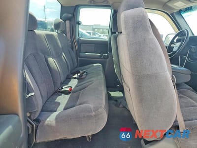 Zdjęcie 10 z 12 samochodu: 2002 CHEVROLET SILVERADO C1500 VIN:2GCEC19T921242745 - miniatura