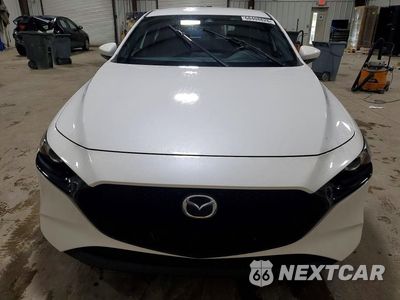 Piąte zdjęcie samochodu w środku: 2020 MAZDA 3 PREFERRED VIN:JM1BPBMM6L1161125 - miniatura