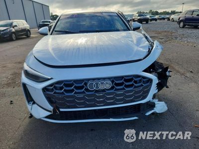 Piąte zdjęcie samochodu w środku: 2025 AUDI A5 PREMIUM VIN:WAU1BCFU0SN104923 - miniatura