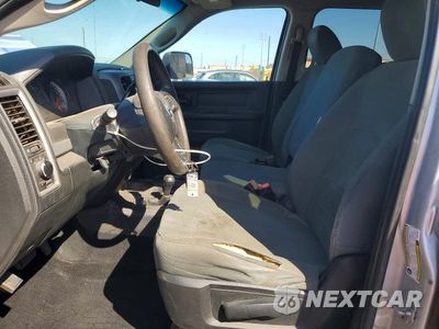 Zdjęcie 7 z 12 samochodu: 2018 RAM 2500 ST VIN:3C6UR5HJ2JG261037 - miniatura