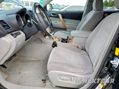 Zdjęcie 7 z 12 samochodu: 2010 TOYOTA HIGHLANDER HYBRID VIN:JTEBW3EHXA2038540 - miniatura