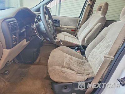 Zdjęcie 7 z 13 samochodu: 2002 PONTIAC MONTANA VIN:1GMDX03E12D230710 - miniatura