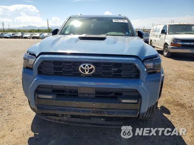 Piąte zdjęcie samochodu w środku: 2026 TOYOTA 4RUNNER TRD SPORT PREMIUM VIN:JTEVA5BR1T5125345 - miniatura