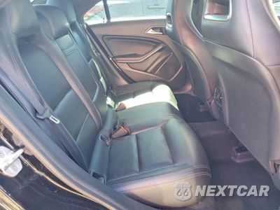 Zdjęcie 10 z 12 samochodu: 2016 MERCEDES-BENZ CLA 250 VIN:WDDSJ4EB6GN378043 - miniatura