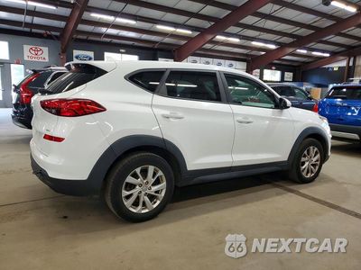 Trzecie zdjęcie samochodu z tyłu: 2019 HYUNDAI TUCSON VIN:KM8J2CA47KU912827 - miniatura